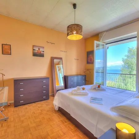 Easy Panorama Hill - Happy Holiday home Stresa